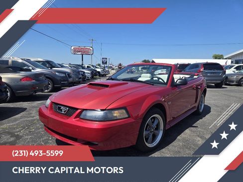 Used 2001 Ford Mustang GT RWD image 1