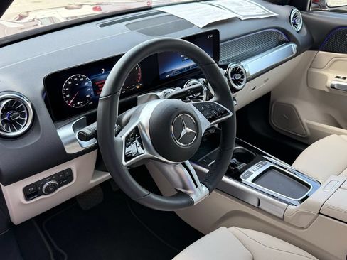 Used 2026 Mercedes-Benz GLB 250 image 19