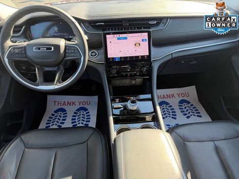 Certified 2023 Jeep Grand Cherokee Limited image 34