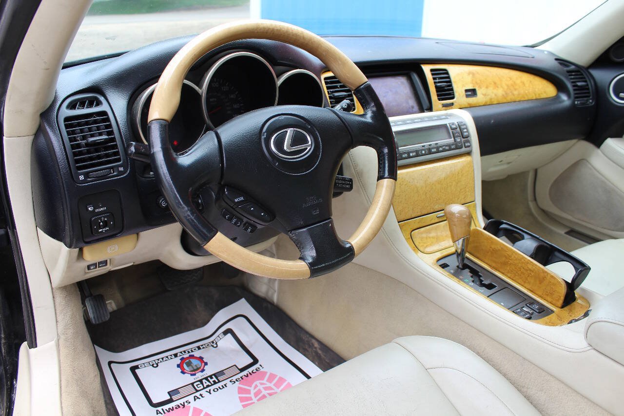 Used 2002 Lexus SC 430 Convertible RWD image 13