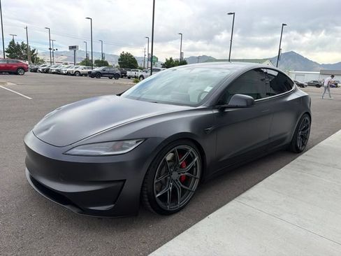 Used 2024 Tesla Model 3 Performance AWD/4WD image 3