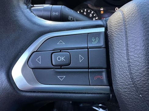 Used 2022 Jeep Compass Latitude w/ Convenience Group image 32