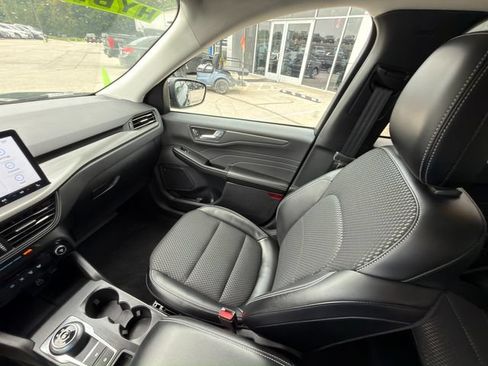 Used 2024 Ford Escape SE FWD image 22