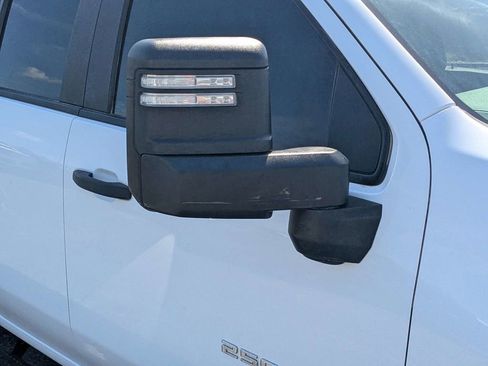 Used 2020 Chevrolet Silverado 2500 W/T w/ WT Safety Package AWD/4WD image 11