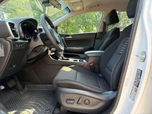 Used 2020 Kia Sportage LX w/ LX Popular Package AWD/4WD image 12