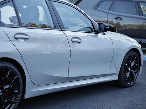 New 2026 BMW 330i Sedan w/ M Sport Package image 8