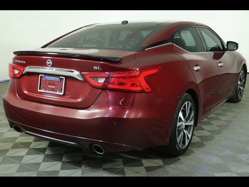 Used 2017 Nissan Maxima 3.5 SL image 2