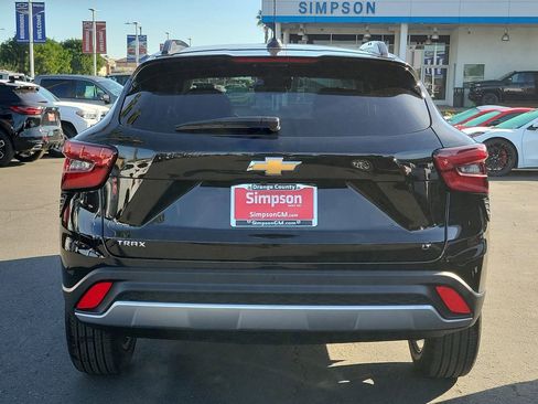 New 2026 Chevrolet Trax LT w/ Driver Confidence Package image 21