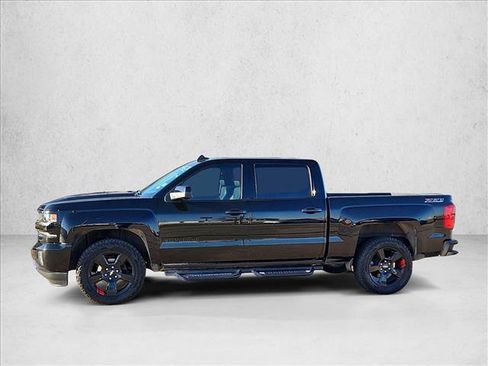 Used 2017 Chevrolet Silverado 1500 LTZ Z71 w/ Redline Edition image 9