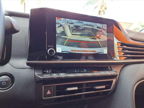 Certified 2025 Toyota Camry SE image 12