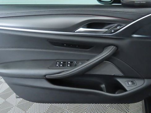 Used 2023 BMW M550i xDrive w/ Executive Package image 24