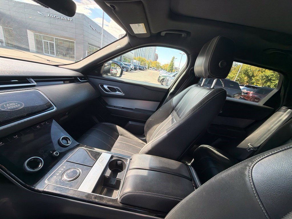 Used 2020 Land Rover Range Rover Velar R-Dynamic S AWD/4WD image 16