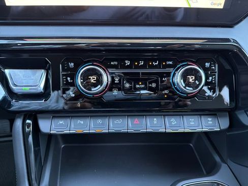 New 2026 GMC Sierra 1500 AT4X AWD/4WD image 14