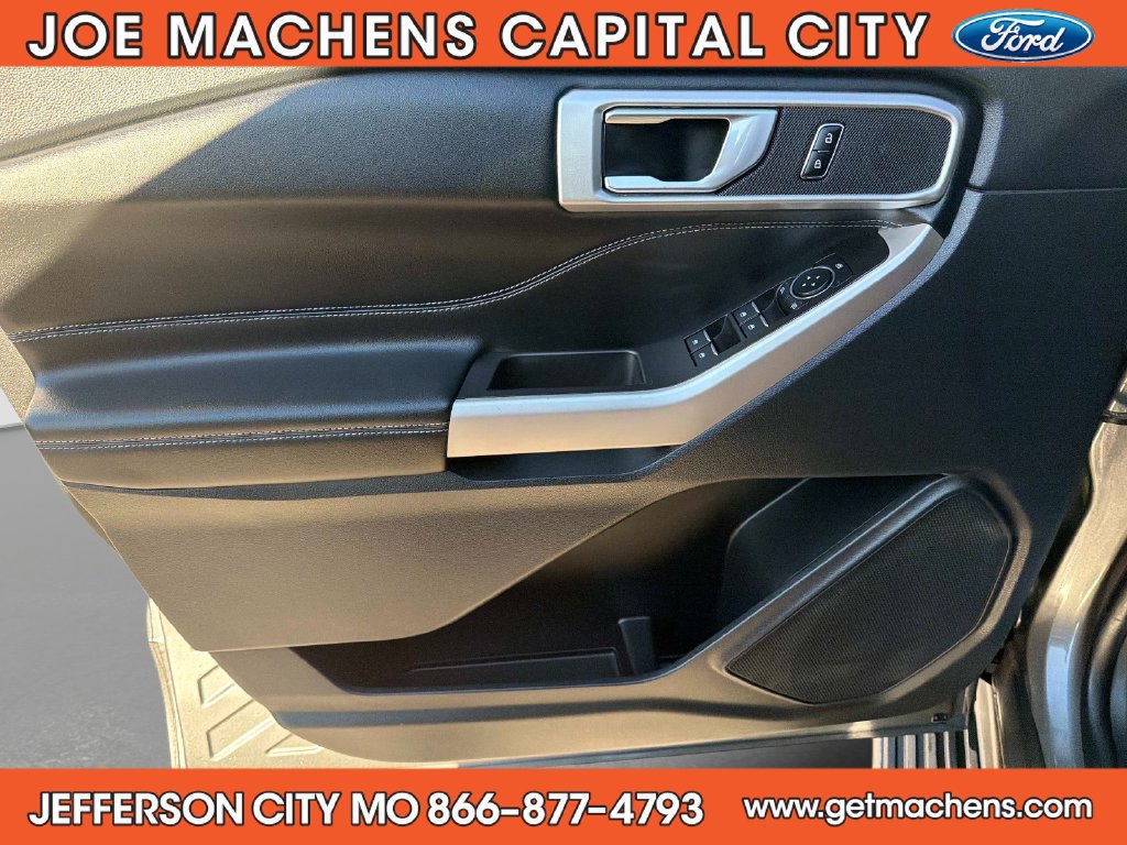 Used 2023 Ford Explorer XLT w/ Class IV Trailer Tow Package AWD/4WD image 16