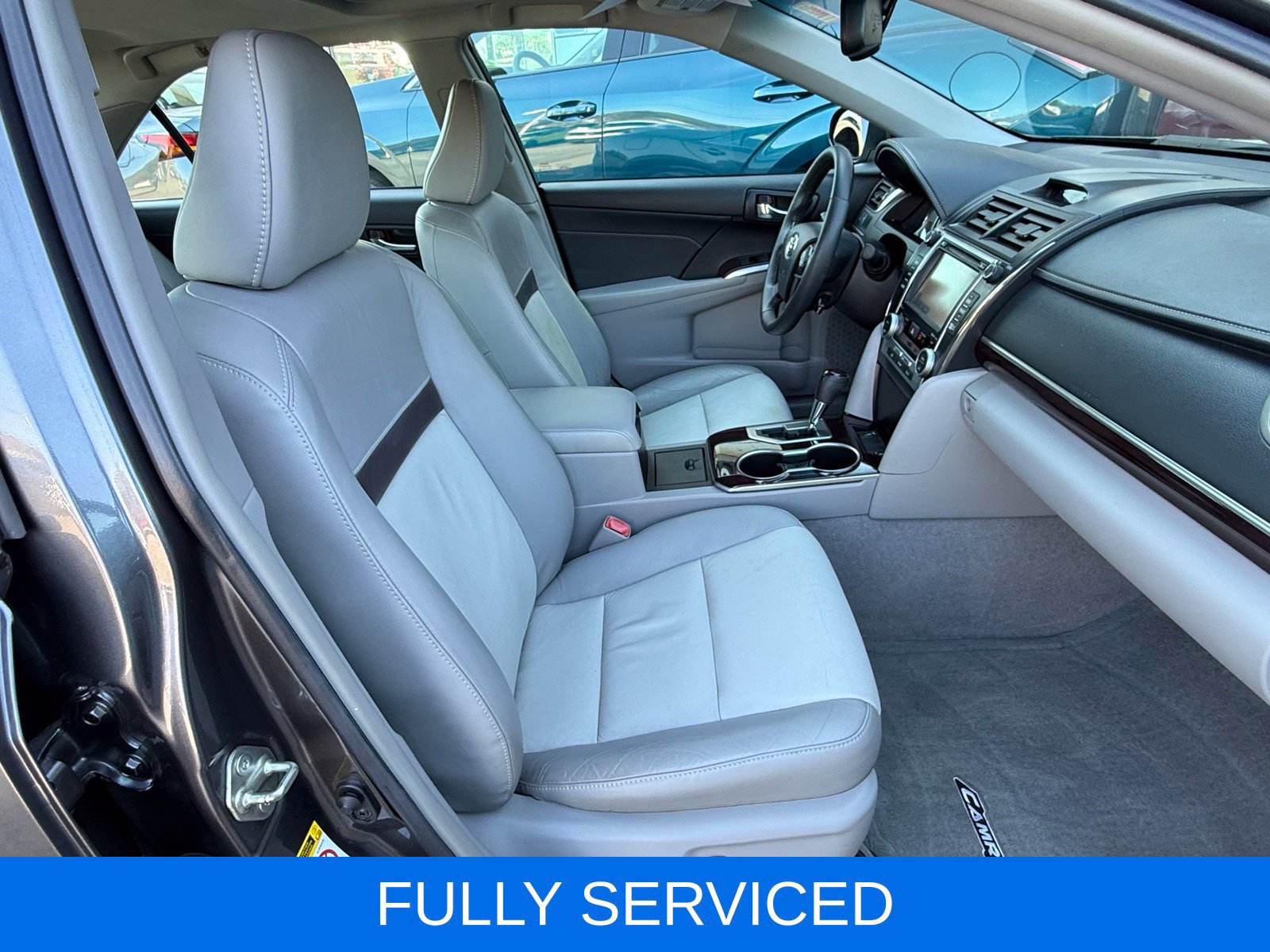 Used 2014 Toyota Camry XLE w/ Leather Package FWD image 21