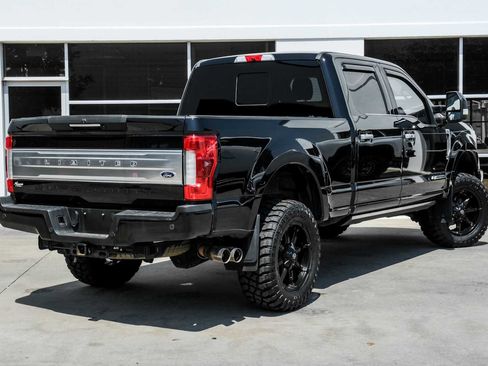 Used 2018 Ford F350 Limited w/ FX4 4x4 Off Road Package image 9