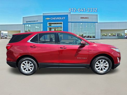 Used 2018 Chevrolet Equinox LT image 8