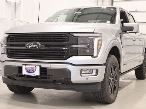 New 2025 Ford F150 Platinum w/ Equipment Group 702A High image 4