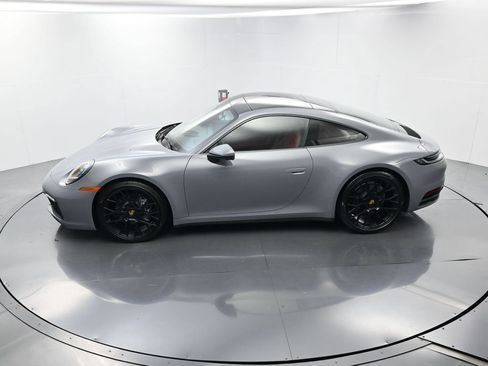 Certified 2024 Porsche 911 Carrera RWD image 33