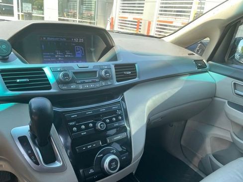 Used 2012 Honda Odyssey EX-L image 9