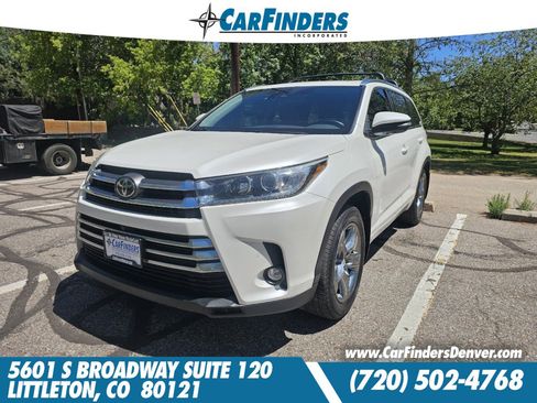 Used 2019 Toyota Highlander Limited Platinum AWD/4WD image 1