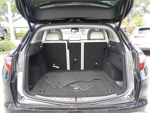 Used 2019 Alfa Romeo Stelvio RWD image 16