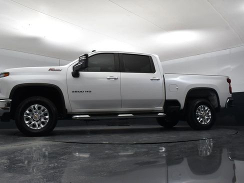 Used 2024 Chevrolet Silverado 3500 LT w/ Z71 Off-Road Package image 30
