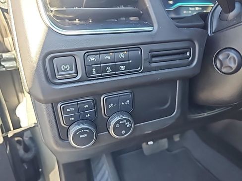 Used 2023 Chevrolet Tahoe Z71 w/ Luxury Package image 22