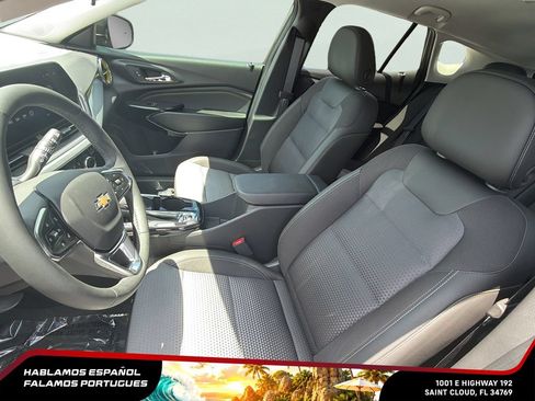 Used 2024 Chevrolet Trax LT w/ Driver Confidence Package FWD image 16