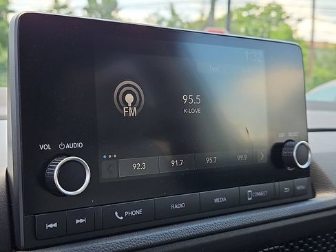 Used 2023 Honda CR-V EX image 18