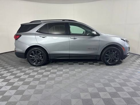 Used 2024 Chevrolet Equinox RS AWD/4WD image 5