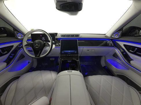 Used 2024 Mercedes-Benz Maybach S 680 4MATIC image 28