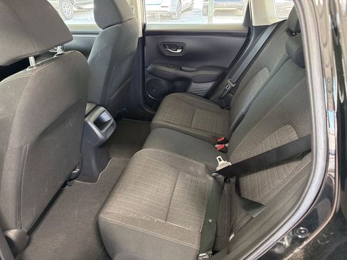 Used 2025 Honda HR-V LX image 9