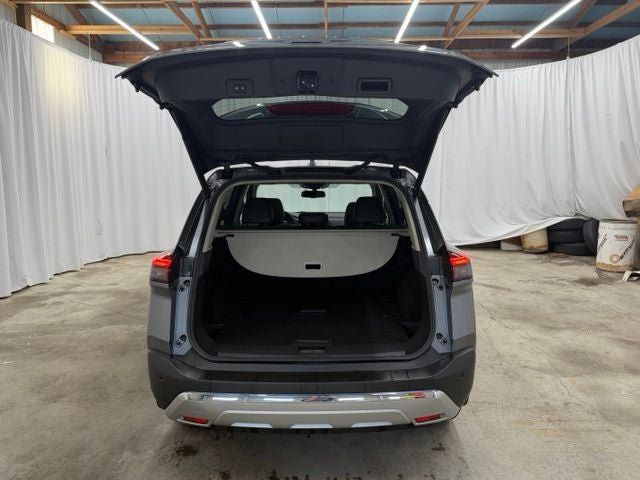 Used 2023 Nissan Rogue Platinum AWD/4WD image 19