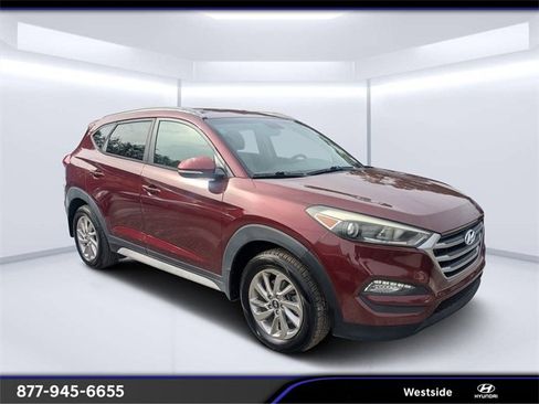 Used 2017 Hyundai Tucson SE Plus image 1