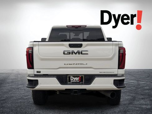 Used 2026 GMC Sierra 2500 Denali Ultimate AWD/4WD image 6