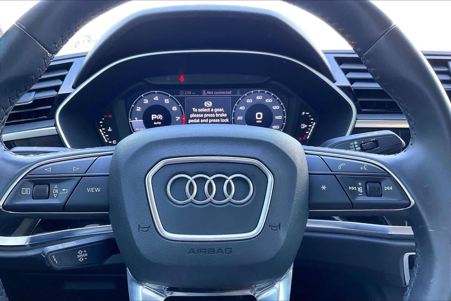 Used 2020 Audi Q3 2.0T Premium w/ Convenience Package AWD/4WD image 31