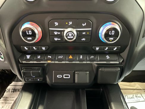 Certified 2022 GMC Sierra 2500 Denali image 18