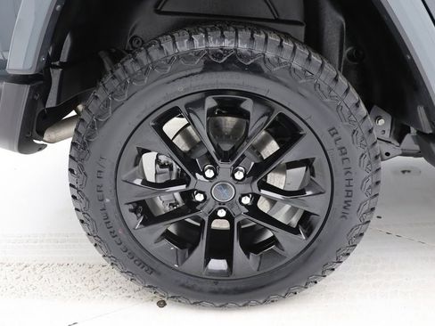 Used 2024 Jeep Wrangler Unlimited Sahara image 10