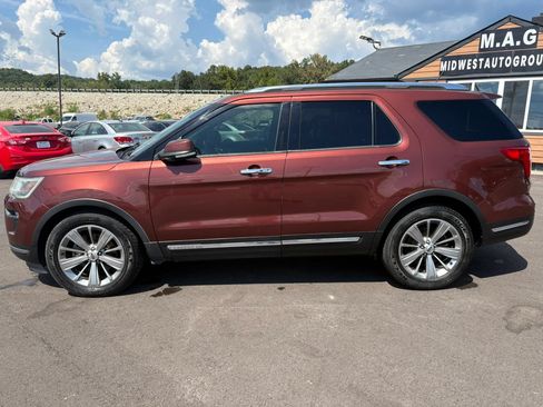Used 2018 Ford Explorer Limited FWD image 3