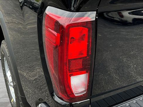 New 2026 GMC Sierra 2500 Pro w/ Convenience Package AWD/4WD image 13