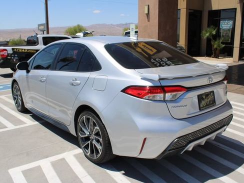Used 2021 Toyota Corolla SE w/ Carpet Mat Package (TMS) FWD image 6