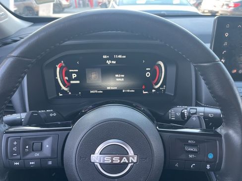 Used 2024 Nissan Rogue Platinum w/ Platinum Premium Package image 12