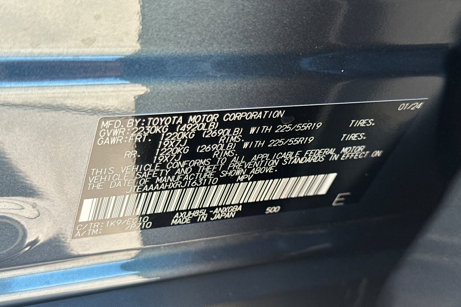 Certified 2024 Toyota Venza XLE AWD/4WD image 37