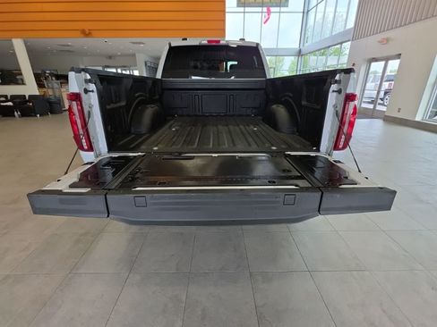 Used 2025 Ford F150 Lariat w/ Equipment Group 502A High AWD/4WD image 11