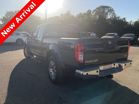 Used 2013 Nissan Frontier SL w/ Moonroof Pkg image 14