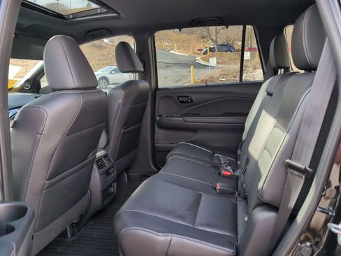 Used 2022 Honda Passport Elite image 13