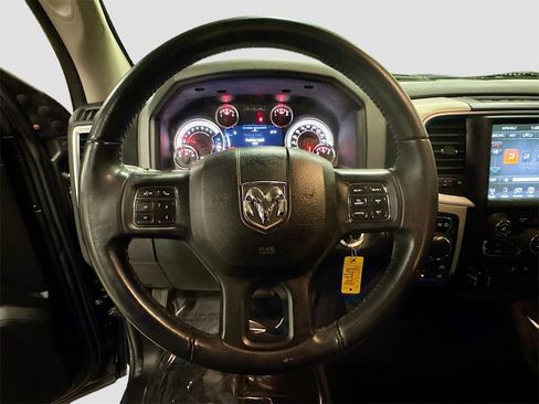 Used 2017 RAM 1500 Big Horn image 12