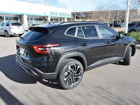 New 2026 Chevrolet Trax RS w/ Sunroof Package image 6
