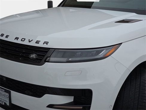 Used 2024 Land Rover Range Rover Sport Dynamic SE image 31